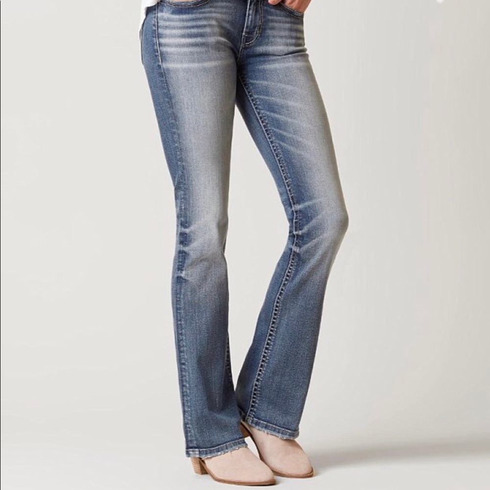 BKE Stella Mid-rise Boot Jean